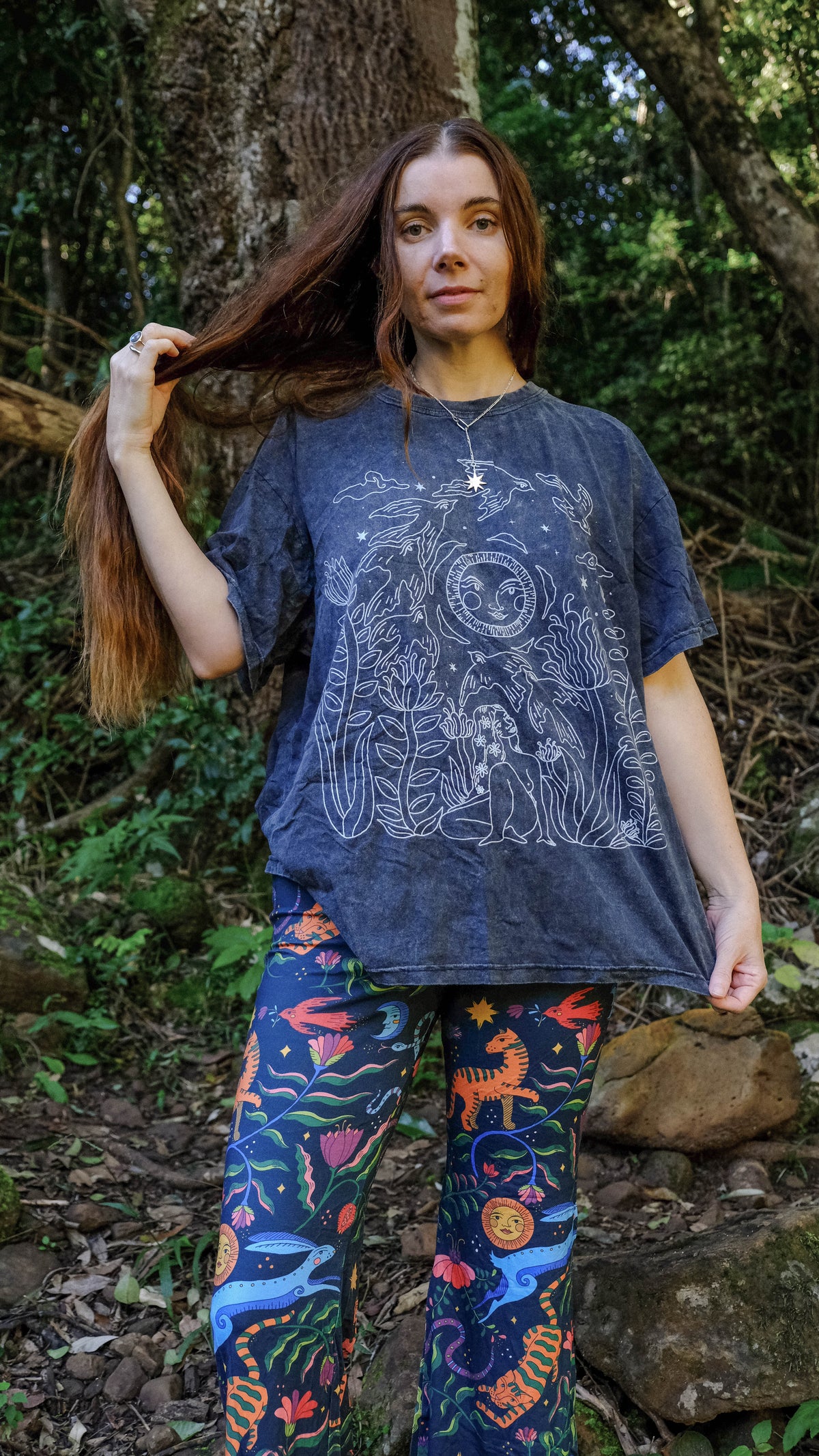 T-shirt - Black Stonewash - Moongazer