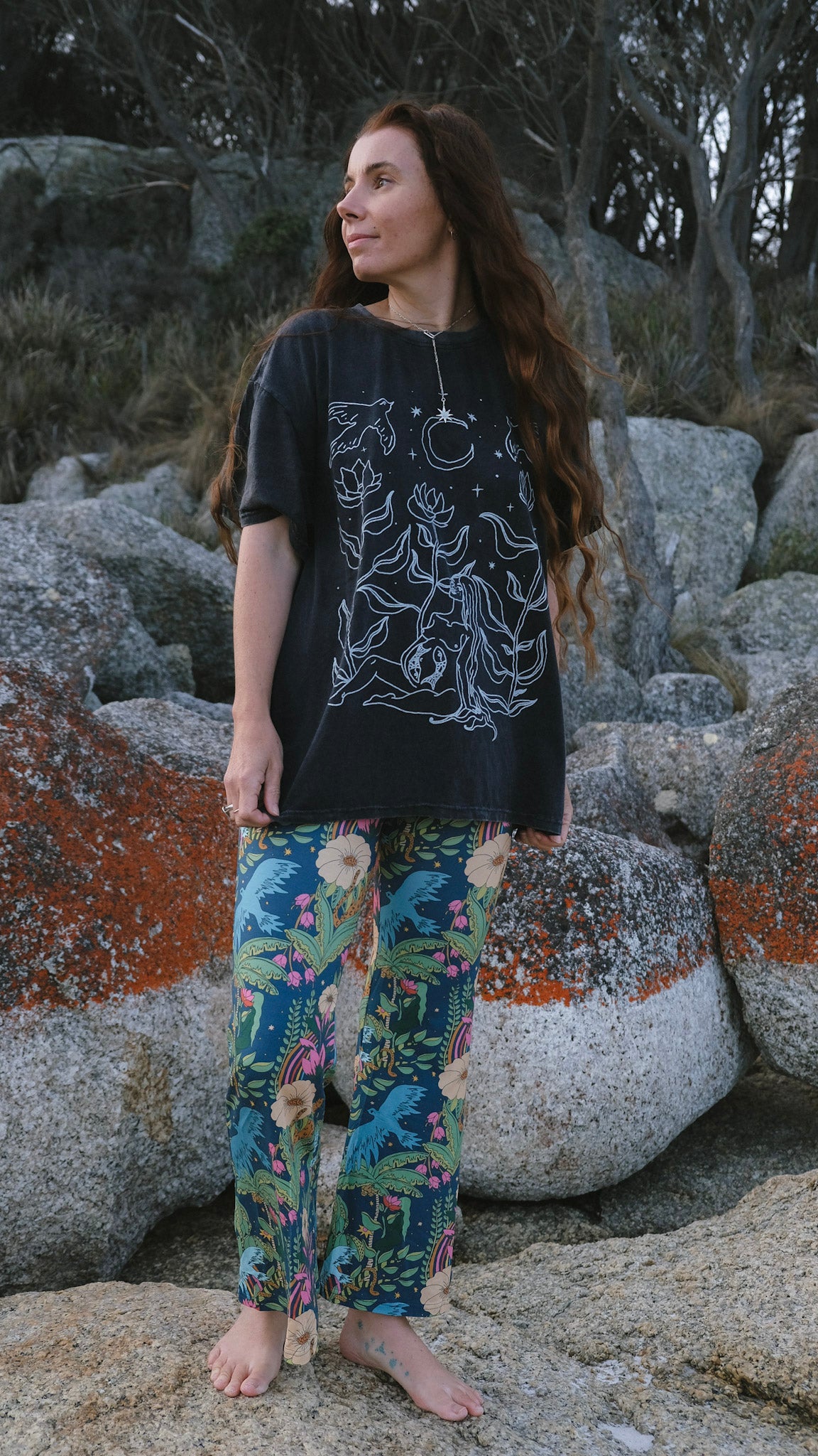 Guardians T-shirt - Black Stonewash