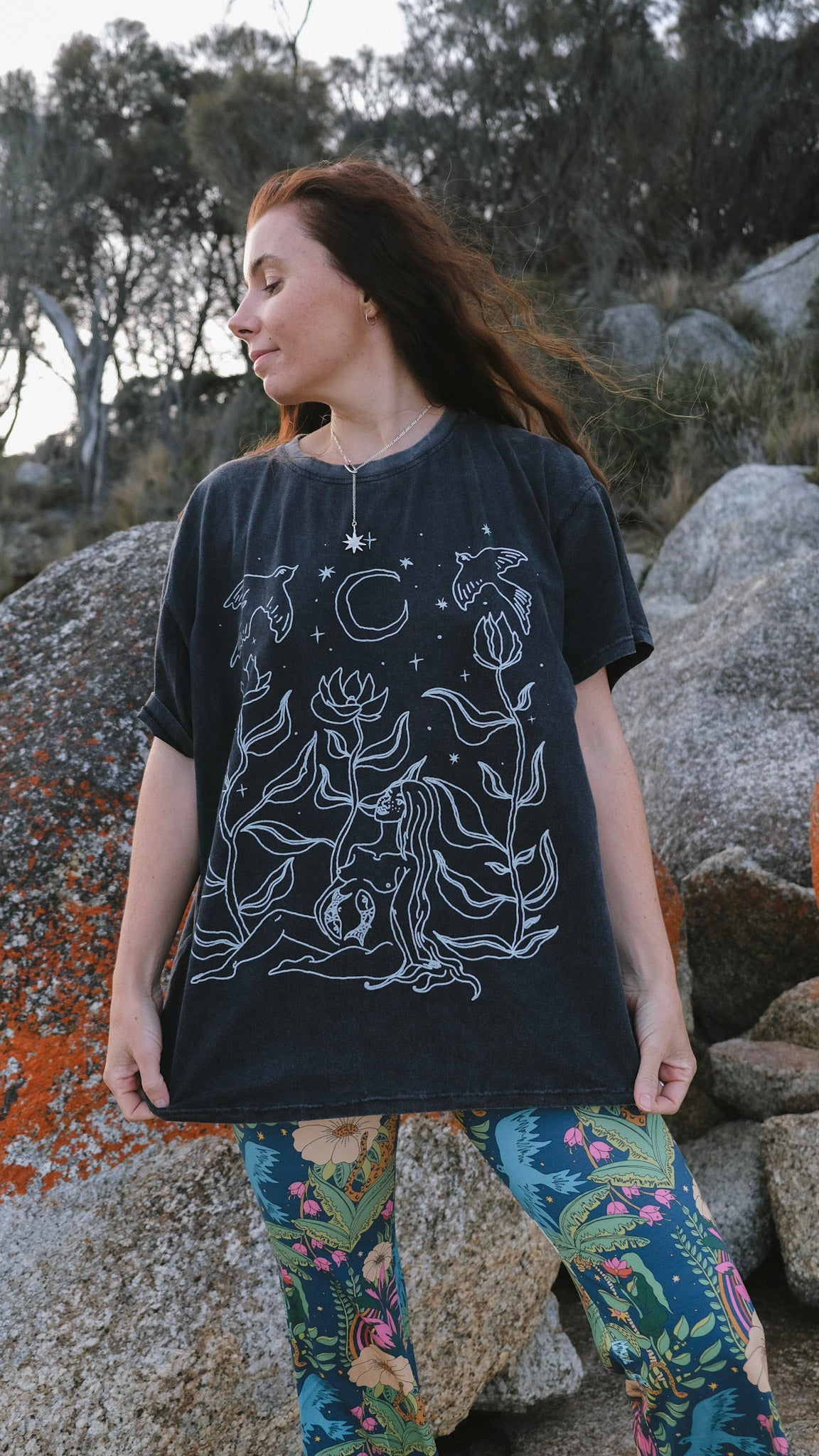 Guardians T-shirt - Black Stonewash