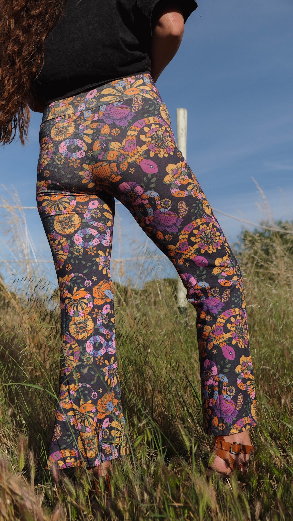 Cropped Flares - Black Snakes and Blooms