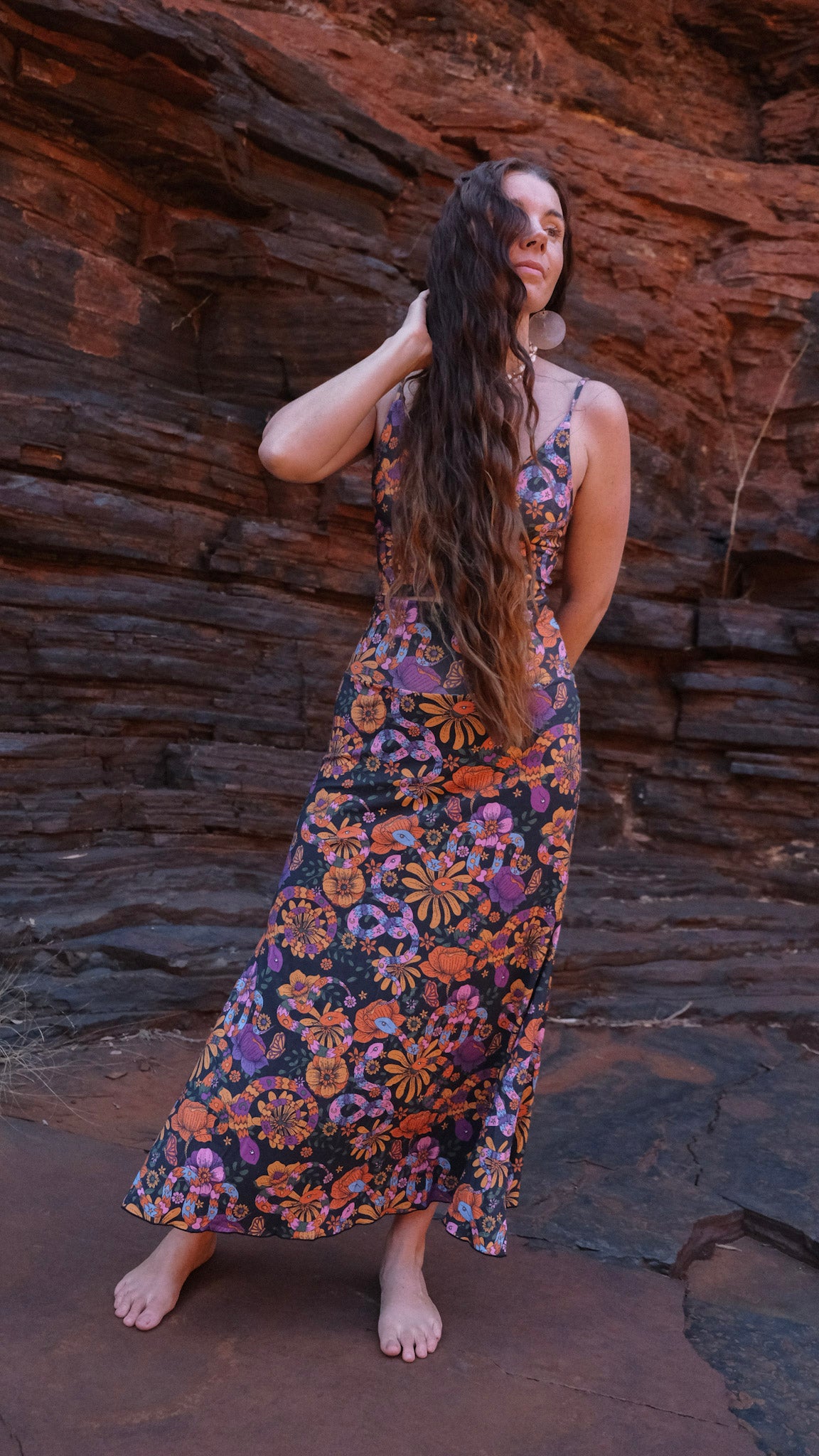 V-Neck Singlet - Black Snakes And Blooms