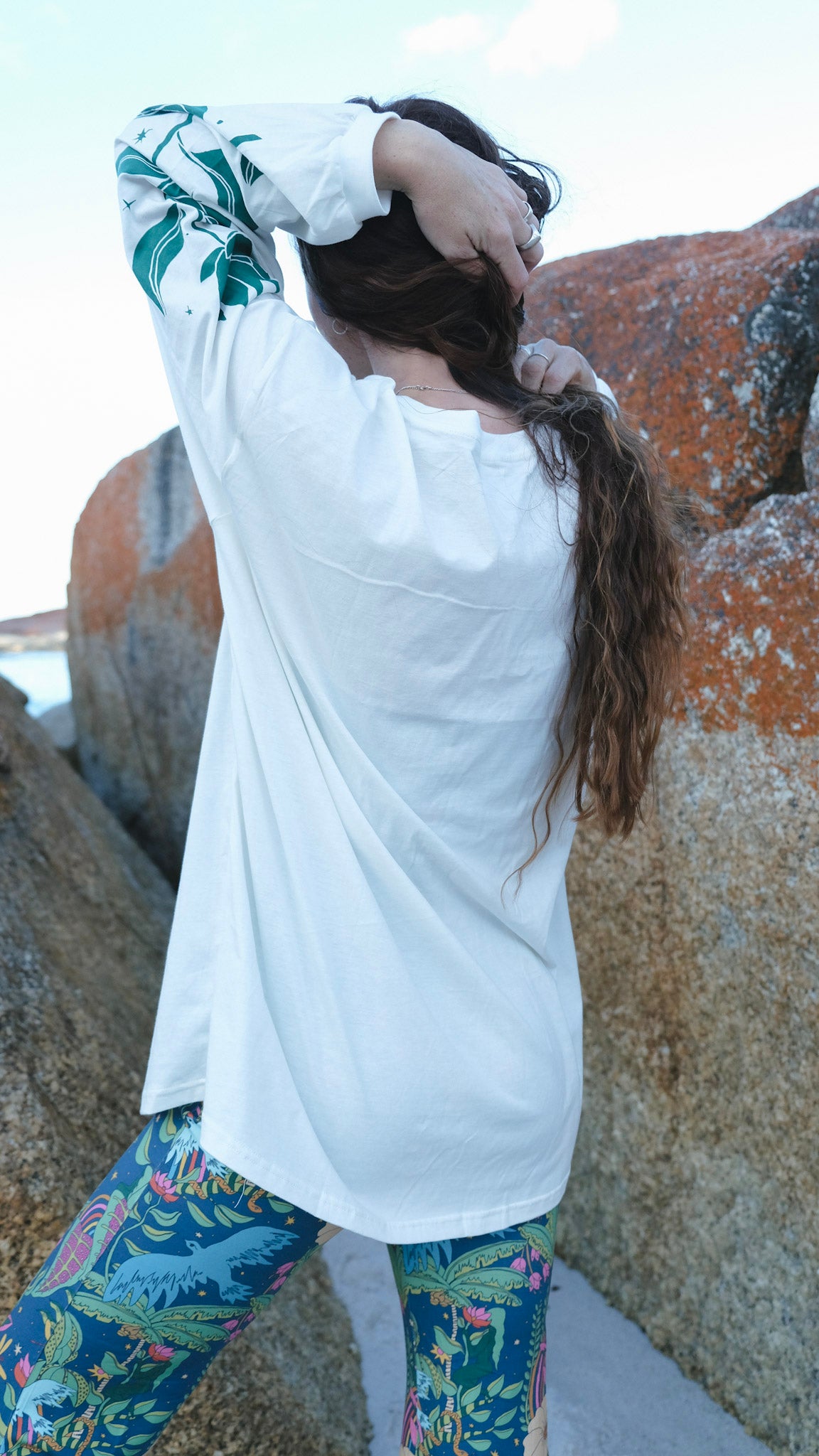 Guardians Long Sleeve T-shirt - White and Forest Green