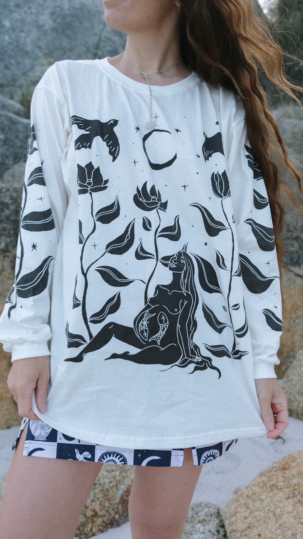 Guardians Long Sleeve T-shirt - White and Charcoal