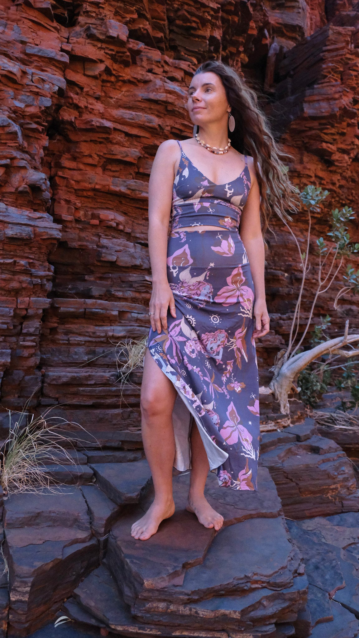V-Neck Singlet - Indigo Mermaids
