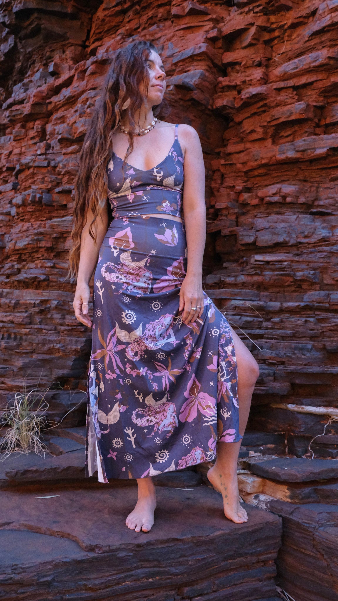V-Neck Singlet - Indigo Mermaids