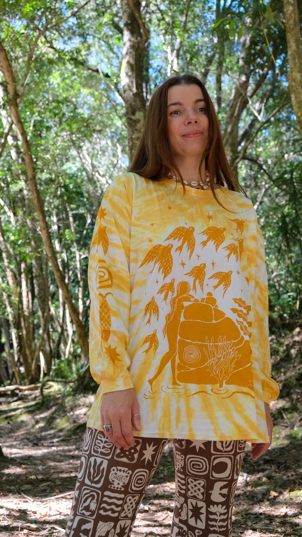 Pilbara Long Sleeve T-shirt - Yellow Ochre Tie Dye