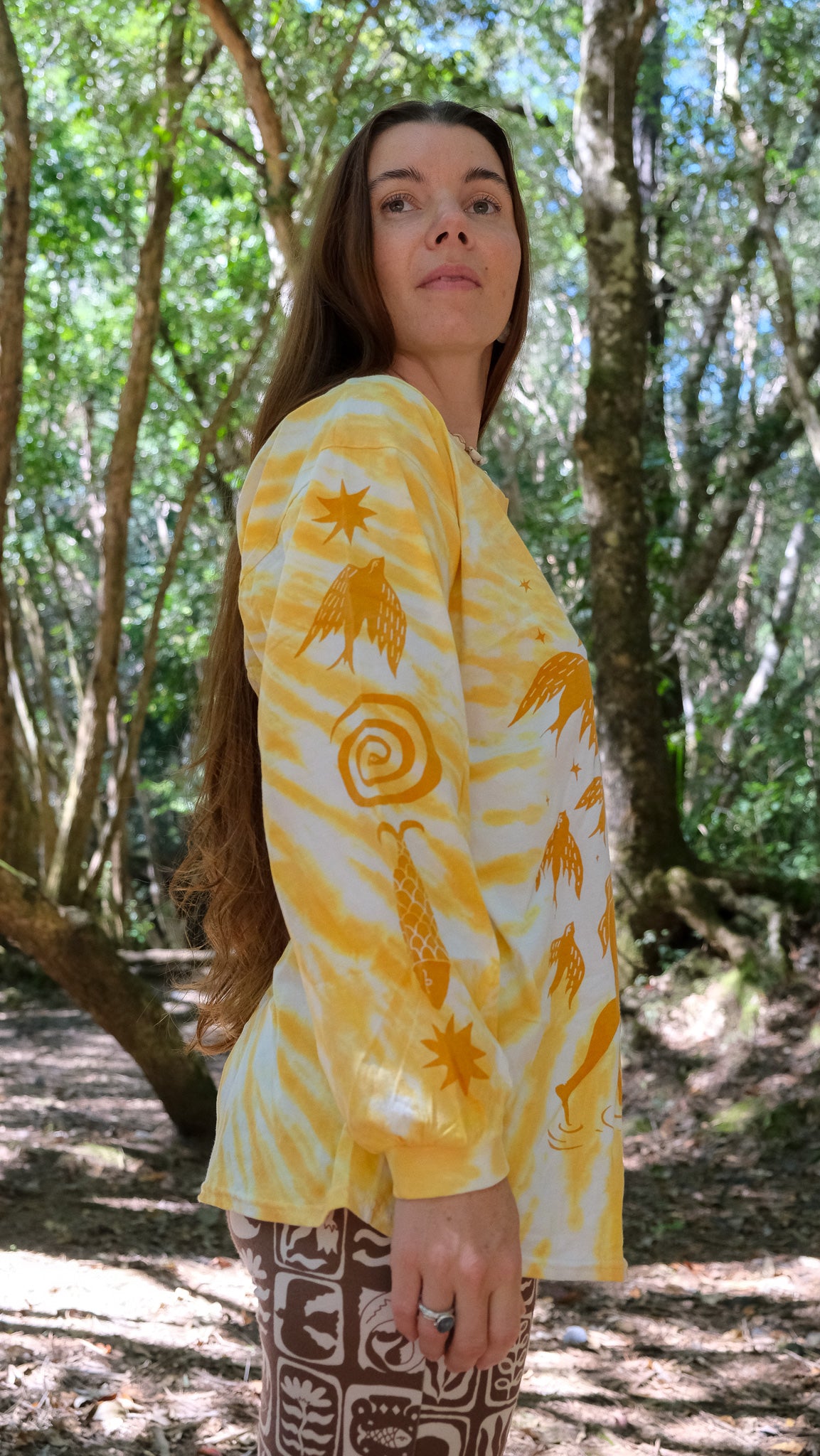 Pilbara Long Sleeve T-shirt - Yellow Ochre Tie Dye