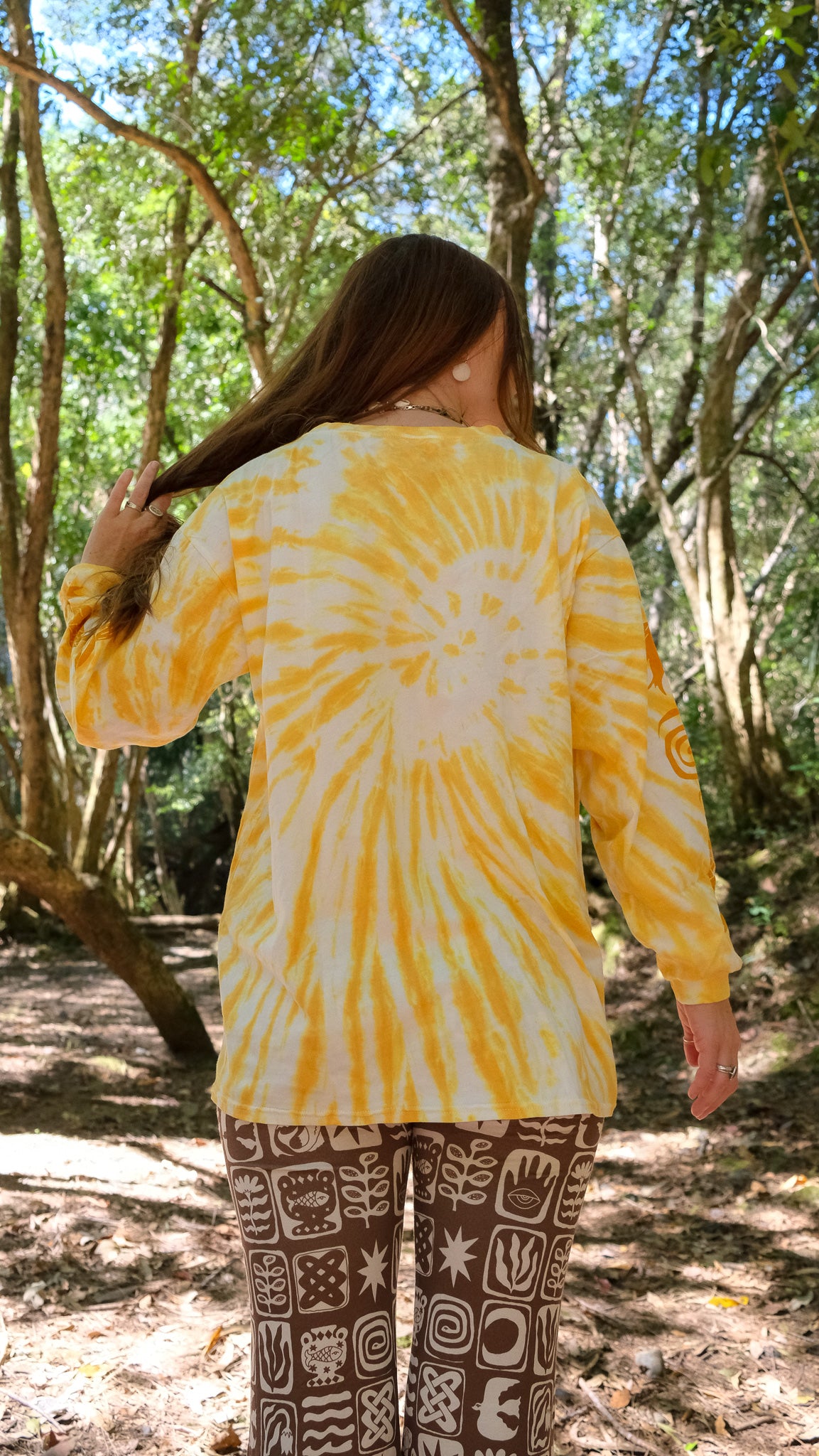 Pilbara Long Sleeve T-shirt - Yellow Ochre Tie Dye
