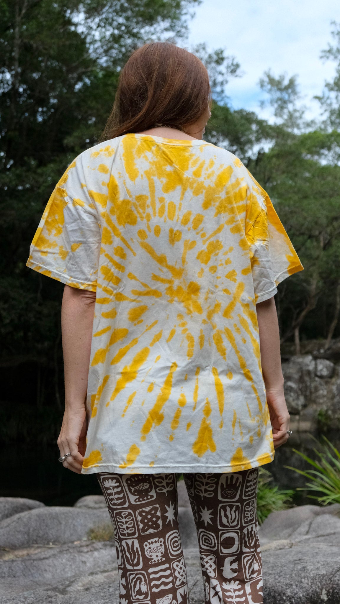 Pilbara Oversized T-shirt - Yellow Ochre Tie Dye