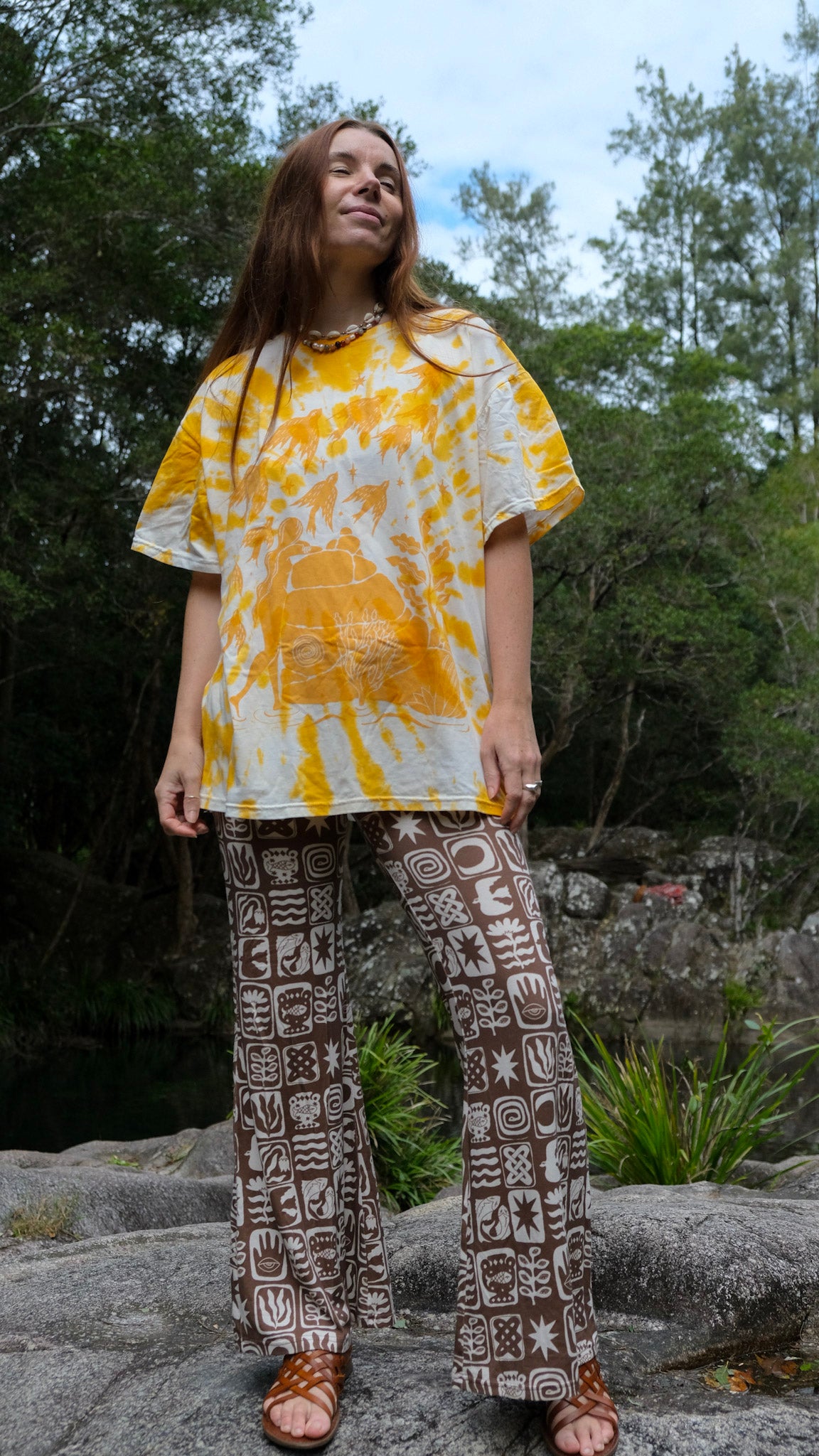 Pilbara Oversized T-shirt - Yellow Ochre Tie Dye