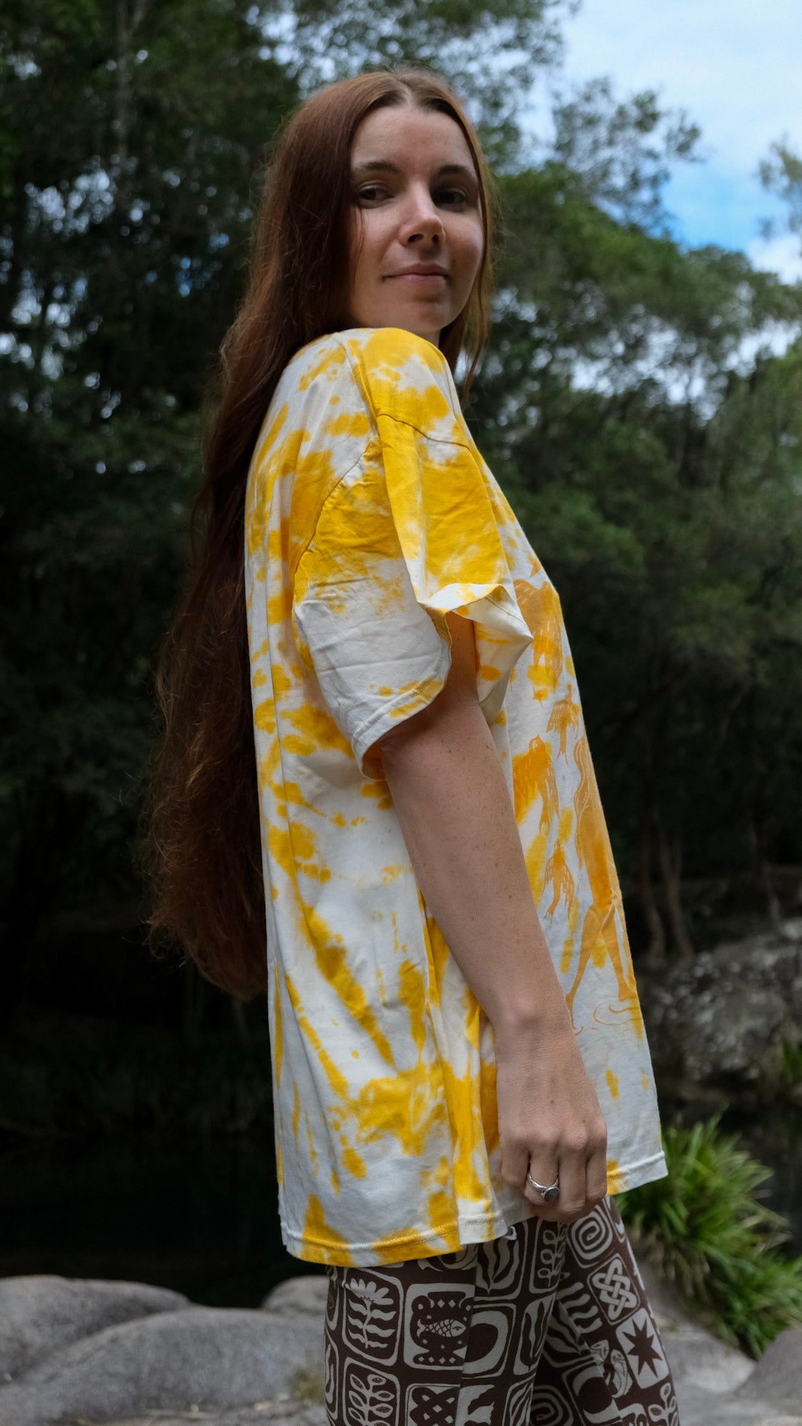 Pilbara Oversized T-shirt - Yellow Ochre Tie Dye