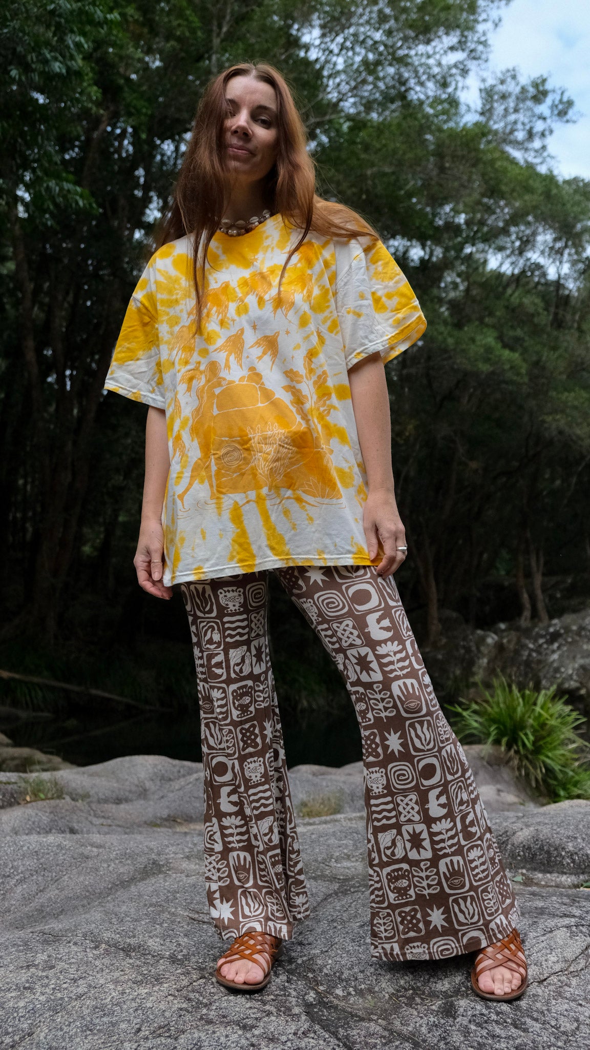 Pilbara Oversized T-shirt - Yellow Ochre Tie Dye
