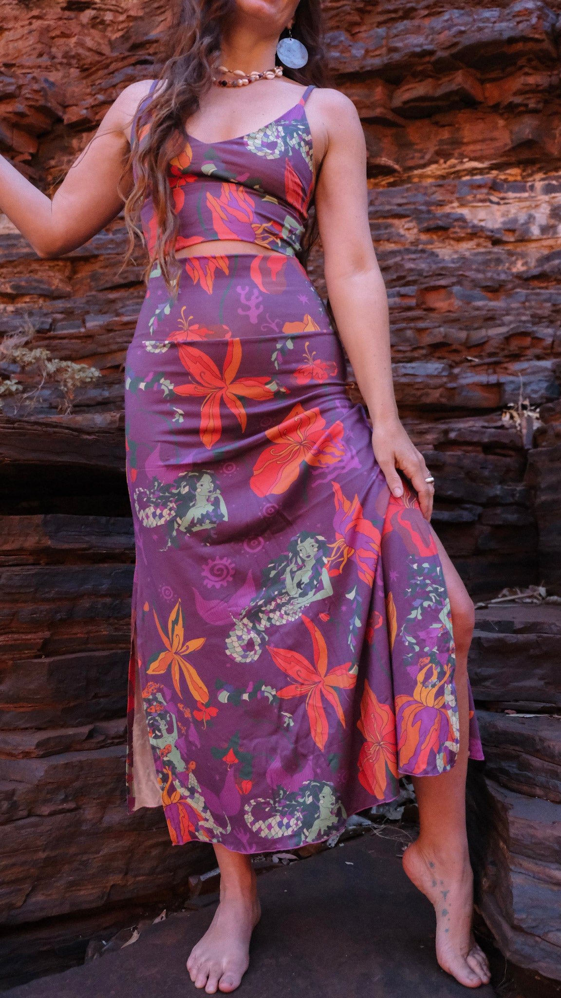 V-Neck Singlet - Plum Mermaids