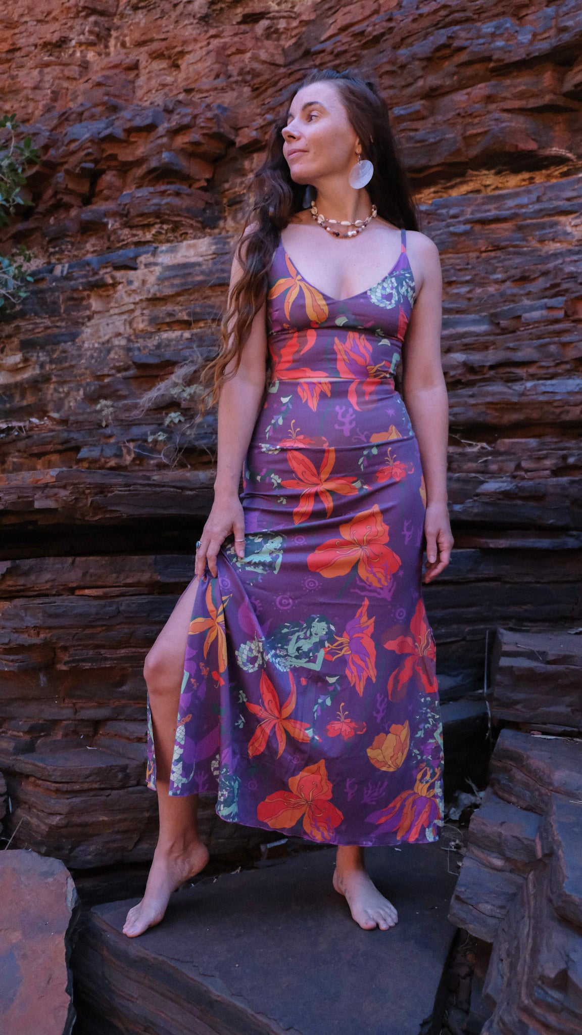 V-Neck Singlet - Plum Mermaids