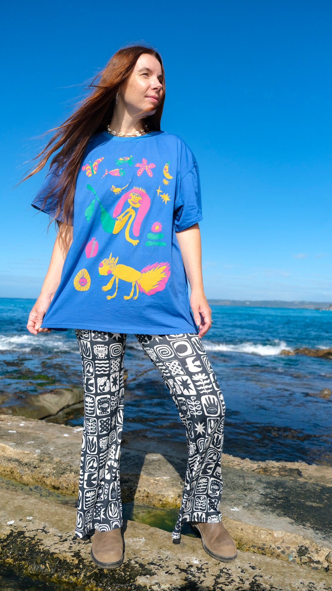 Queens Oversized T-shirt - Cobalt
