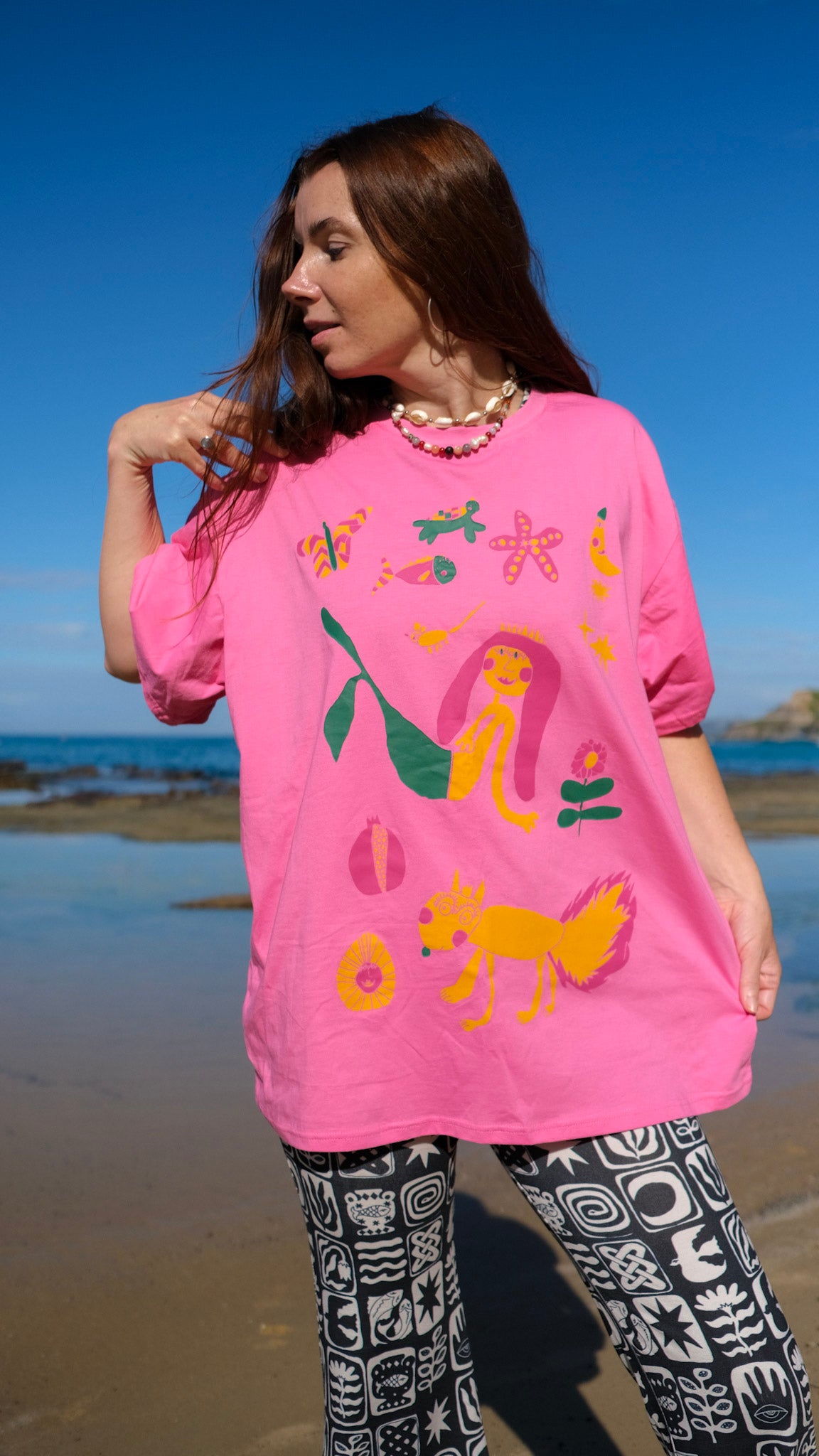 Queens Oversized T-shirt - Pink