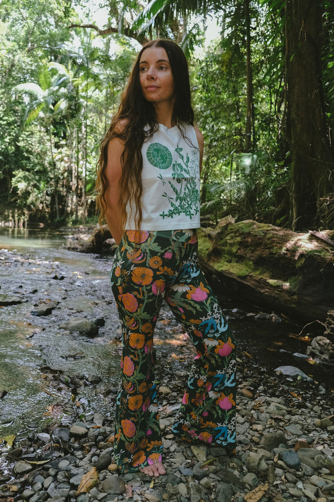 Sleeveless Crop Tee - Sun Worship - Natural white