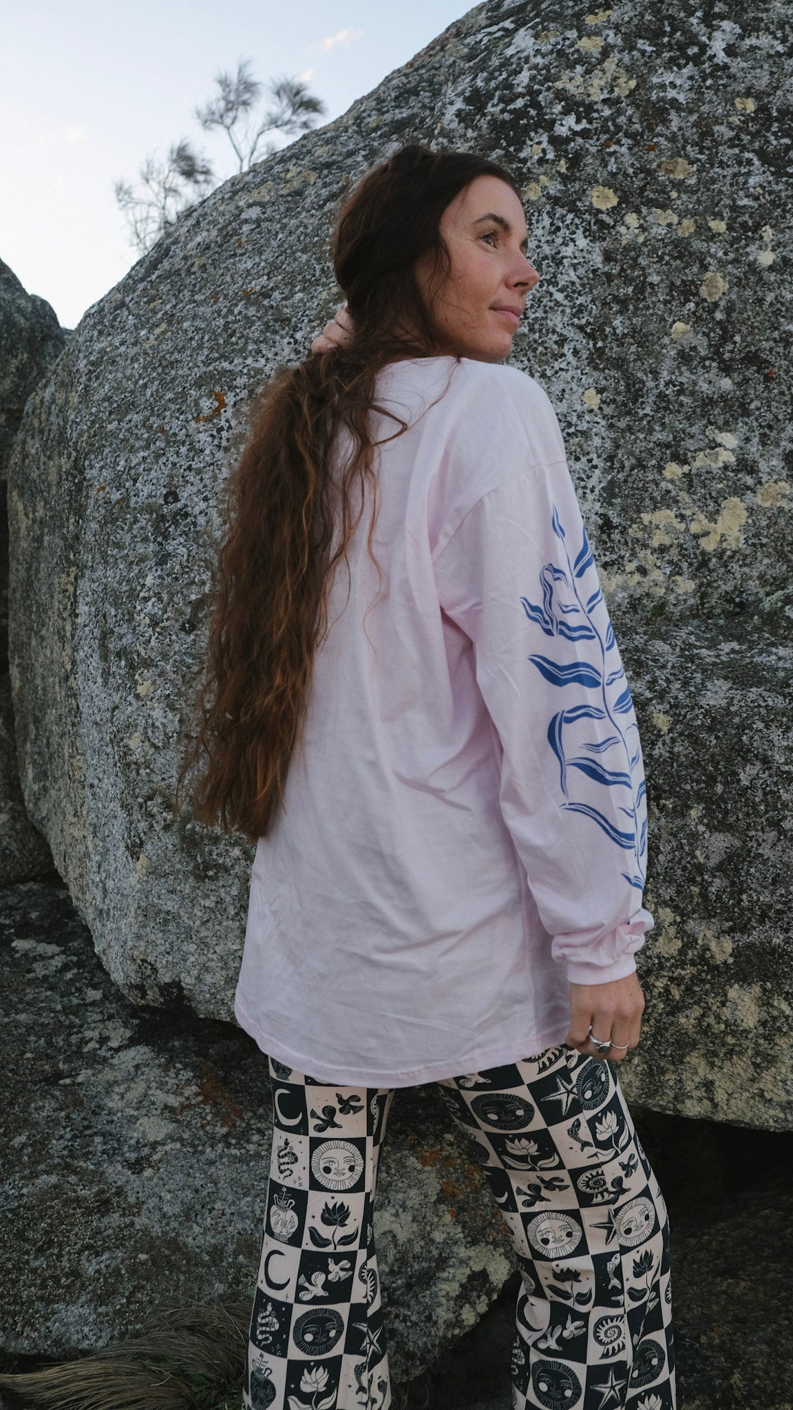 Water Bearer Long Sleeve T-shirt - Baby Pink and Cobalt