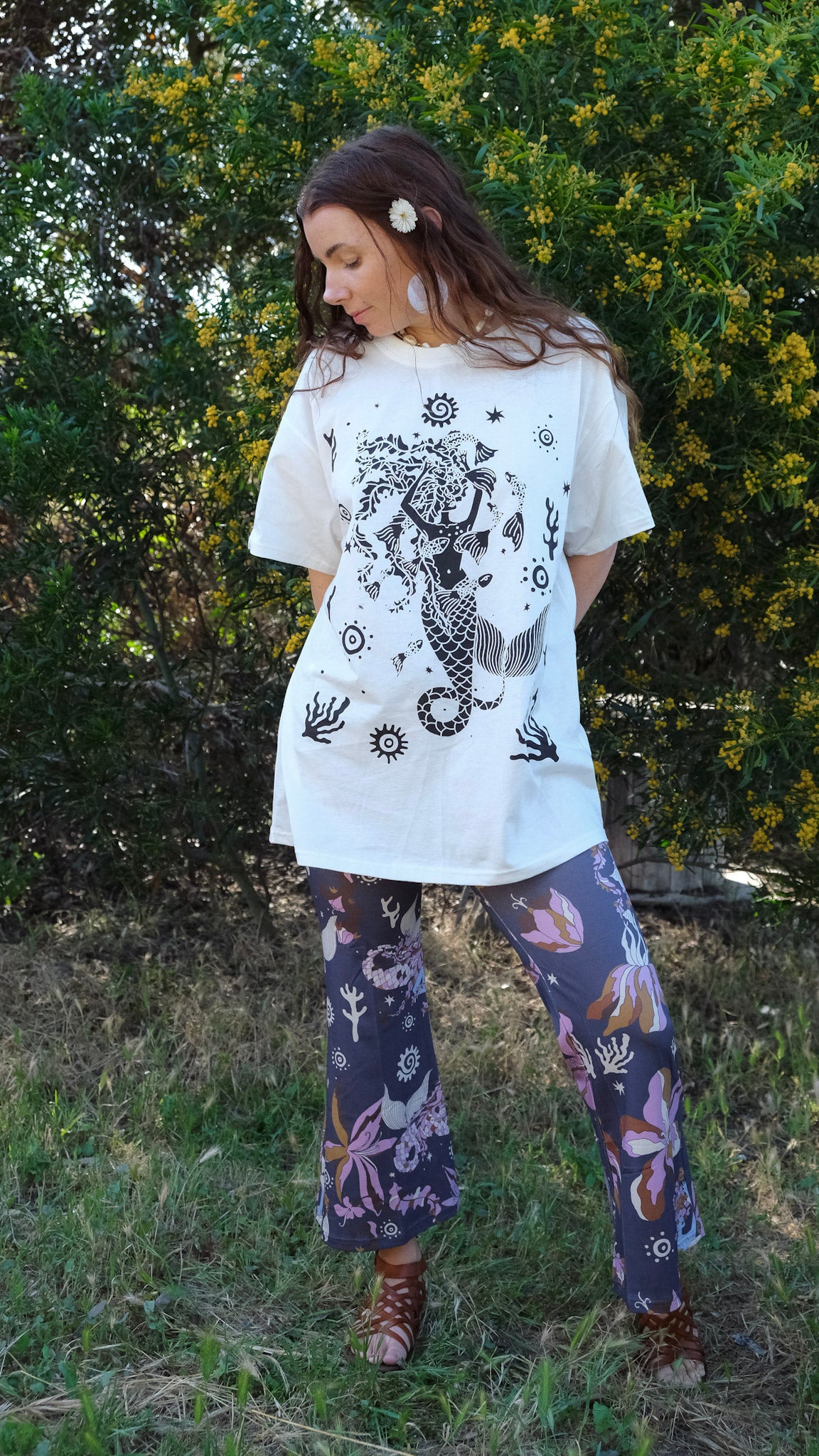 Charcoal Celtic Mermaid T-shirt - Natural White