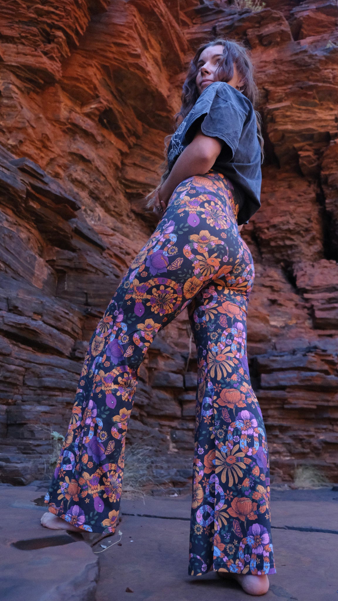 Long Flares - Snakes and Blooms - Black