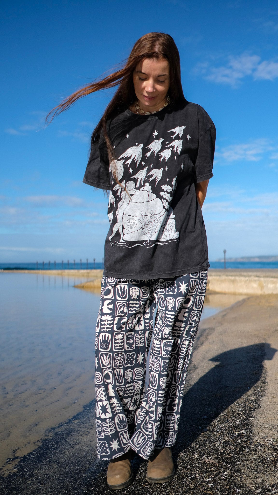 Pilbara Oversized T-shirt - Black stonewash