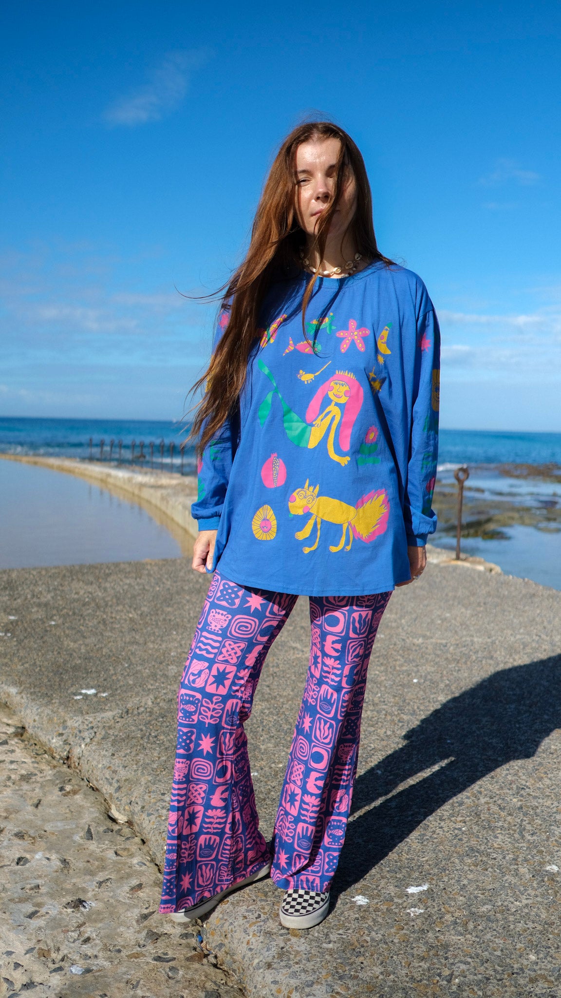 Queens Long Sleeve T-shirt - Cobalt